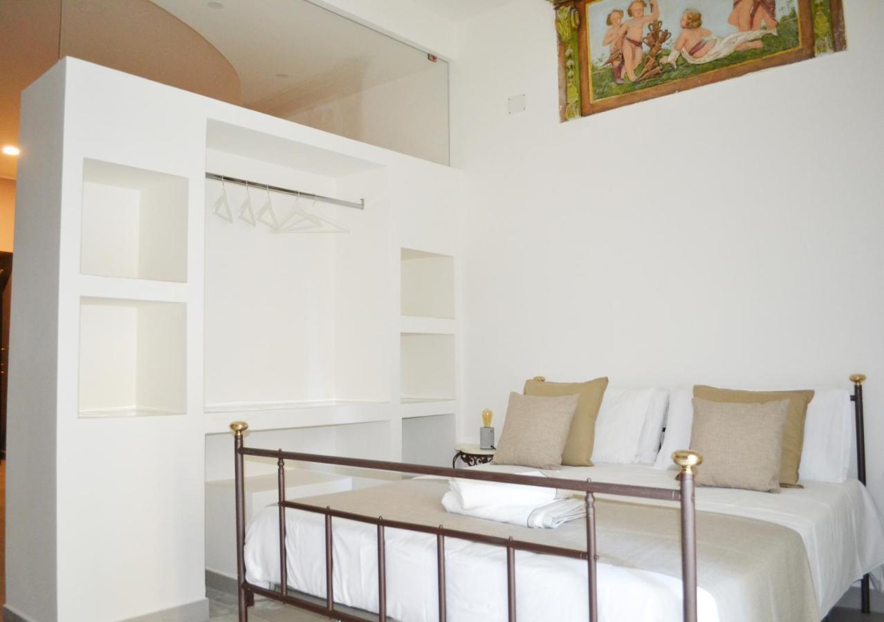 questo rinascimento CASA BRIGITTE Nápoles Exterior foto