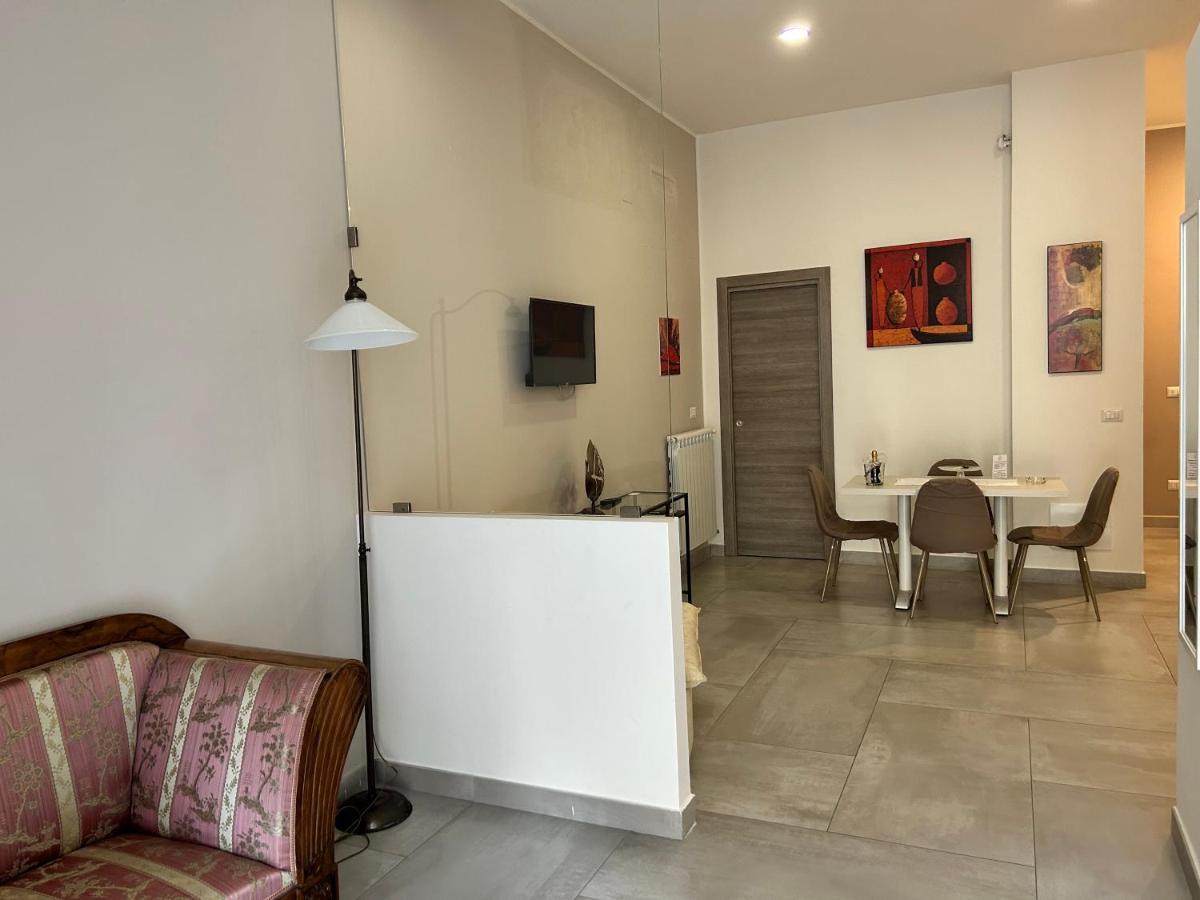 questo rinascimento CASA BRIGITTE Nápoles Exterior foto